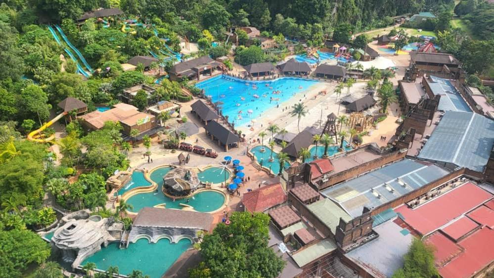 Pangsapuri Hotspring 1610 @ Sunway Onsen Neighbour Of Lost World Of Tambun With Theme Park View For 8 Pax Ipoh